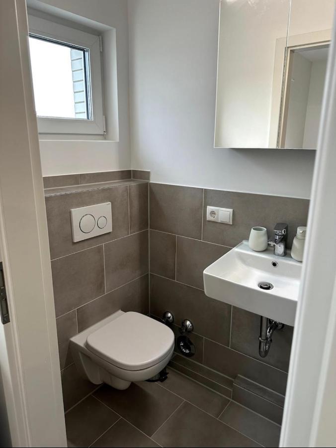 Schoene Wohnung Nahe Koeln Bagian luar foto